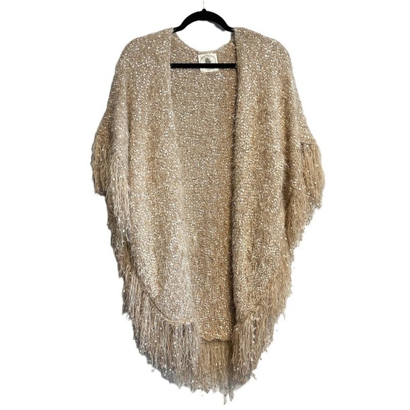 Muche & Muchette Opa Bouclé Fringe Cardigan Shawl Metallic Rose Gold One Size - Picture 1 of 14